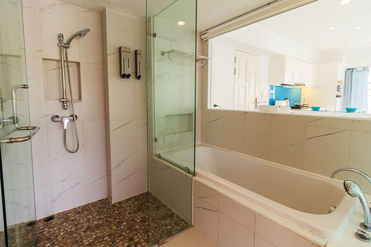 Patong Heritage Apartment By Alexanders Bagian luar foto
